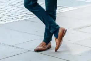 Hvad er loafers? Den ultimative guide til klassisk cool og moderne styling
