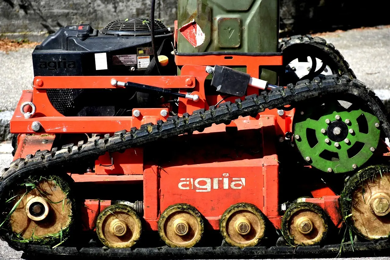 Hvor ofte skal en robotplæneklipper køre? Sådan får du en tæt, sund plæne uden besvær